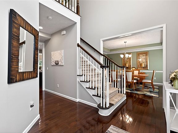 4th image of 10230 Morgan Grey Ct