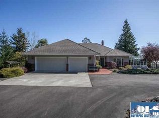 22 N Breakerpoint Pl, Port Angeles, WA