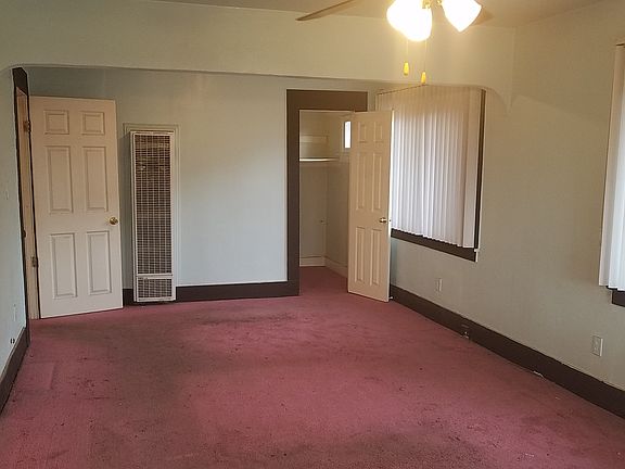 2nd image of 1443 W 69th St