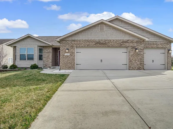 1218 Castle Green Dr, Waterloo, IL 62298