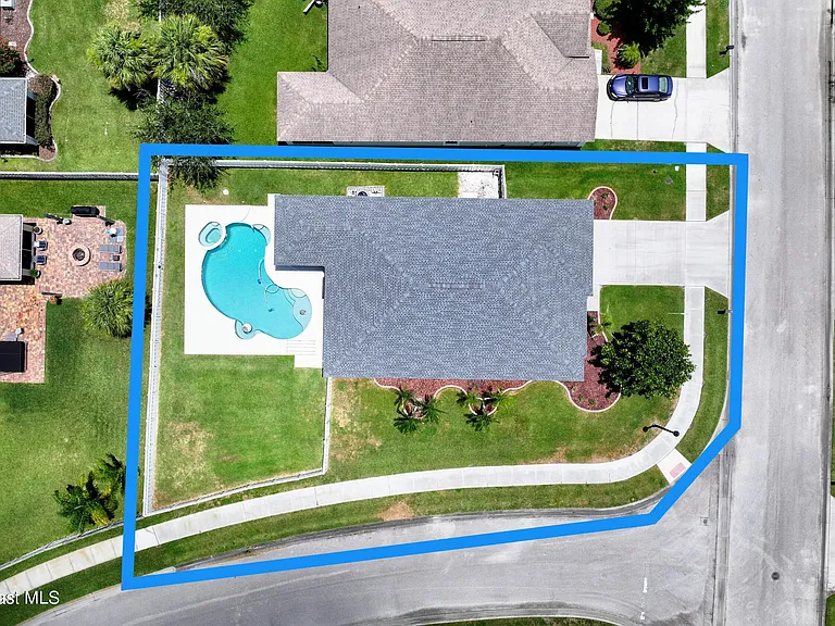 6106 Indigo Crossing Dr — Photo 34