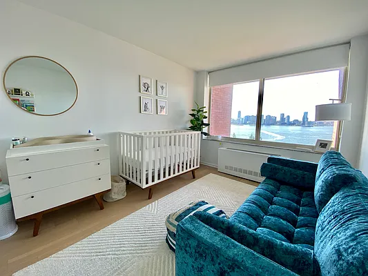 Rented by NY Living Solutions | media 15