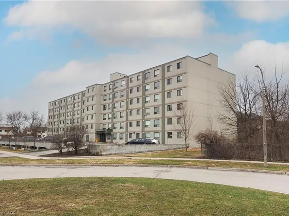 18 Holborn Ct #502, Kitchener, ON N2A 4A1