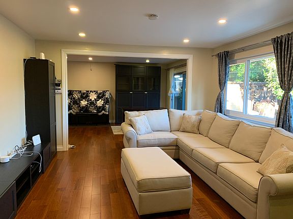 3rd image of 20220 John Dr