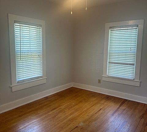 4th image of 2306 Mount Olive Rd