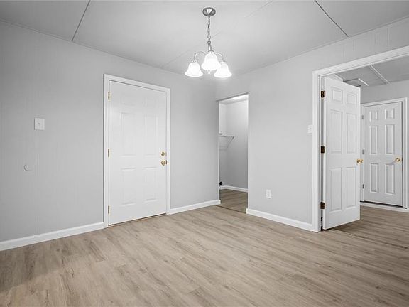 Formal or informal meals can be lingered over and enjoyed in this dining area. 