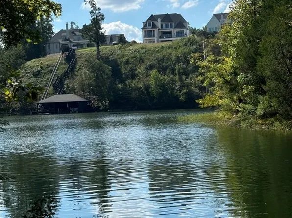 6624 Waterfront Dr, Tuscaloosa, AL 35406