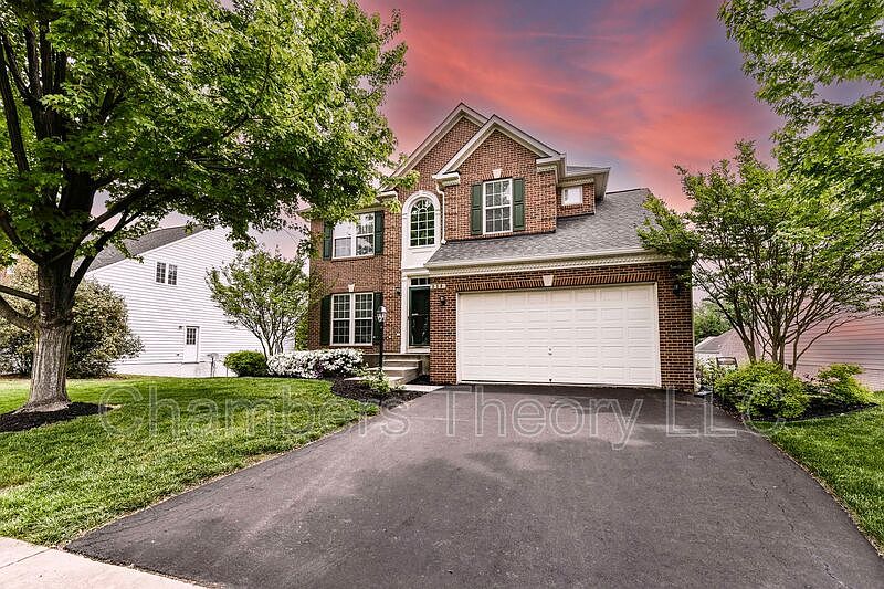1st image of 359 Preston Dr