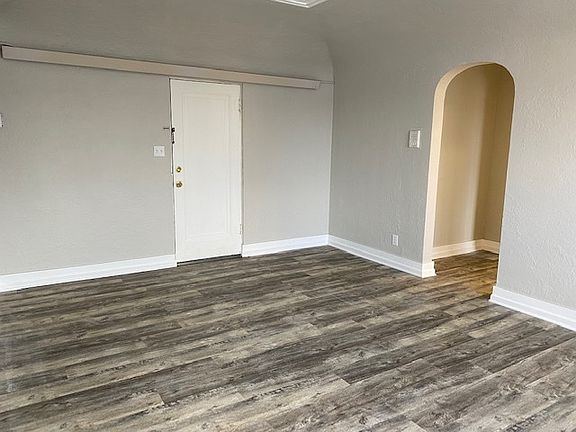 3rd image of 227-229 Carroll St #10929979
