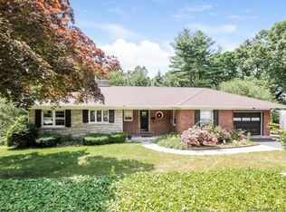 89 Sunset Ridge Dr, East Hartford, CT 06118