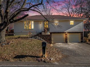 2209 N Leonard Rd, Saint Joseph, MO 64506
