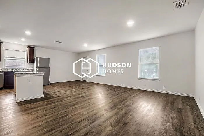 5334 Natho St — Photo 4