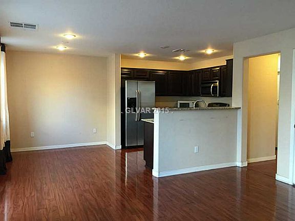 3rd image of 6069 Conroe Ct