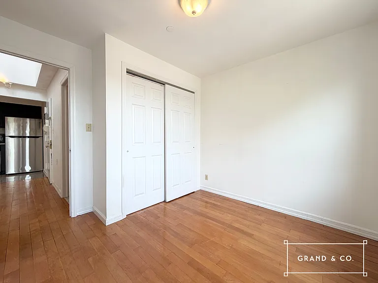 874 Lorimer St #402 — Photo 21