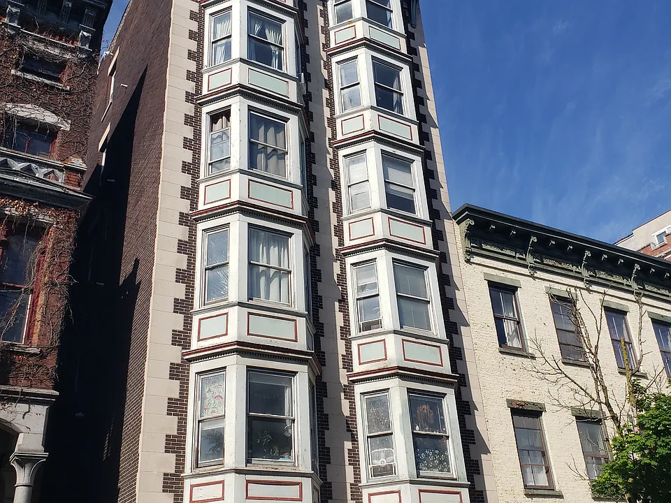 346 State St #3A