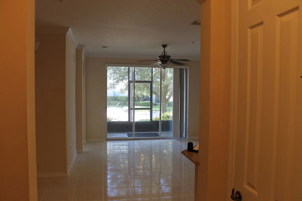 Building Photo - 11564 Mizzon Dr #902