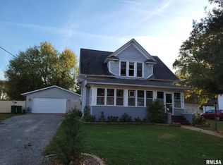 314 W Main St, Hooppole, IL 61258