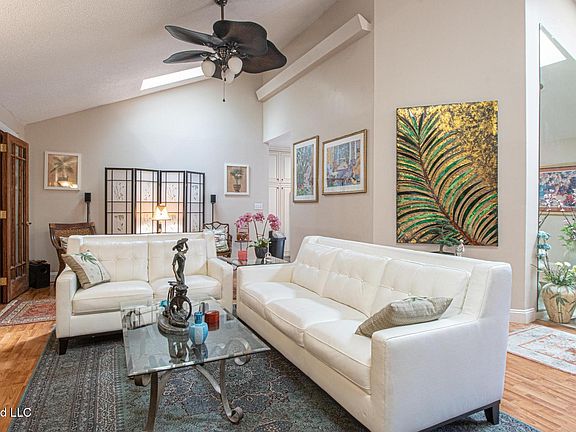 4th image of 7739 Manini Way