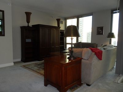 2 E Erie St APT 1511, Chicago, IL, 60611