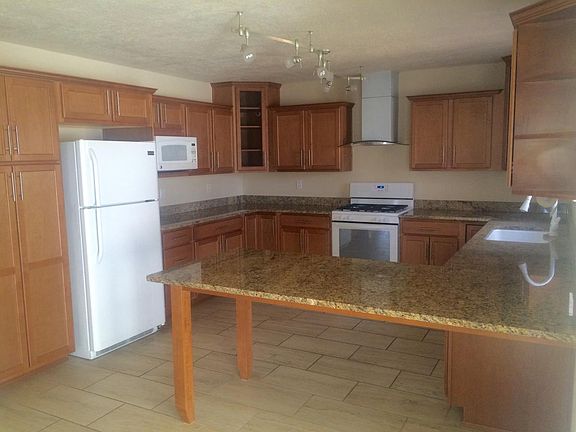 5th image of 3121 La Mancha Dr NW