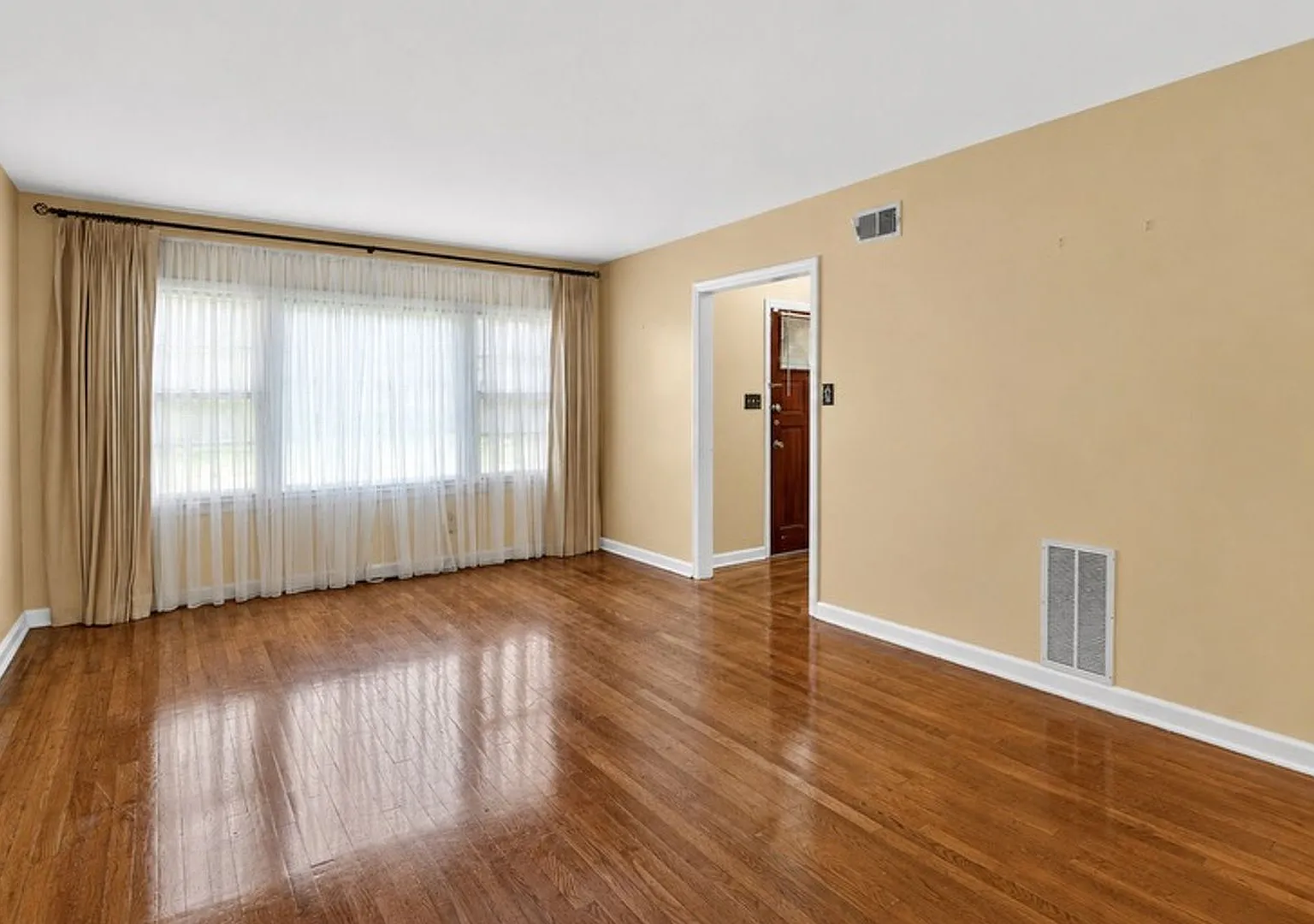 1802 Fitzgerald St — Photo 4