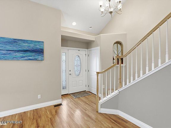 5th image of 8971 Spruce Brook St