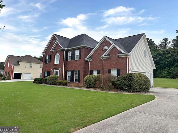 2nd image of 760 Virginia Highlands