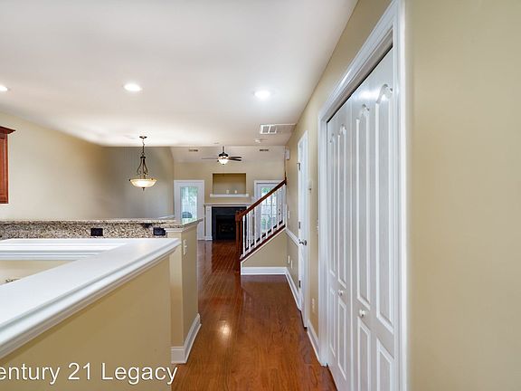 5th image of 439 Old Grist Mill Blvd