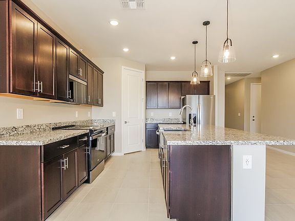 5th image of 24424 W Chambers St