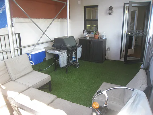 Rented by Carol Drake, LREB | media 27