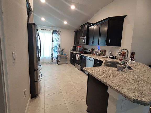 4th image of 1843 Middlebury Dr SE