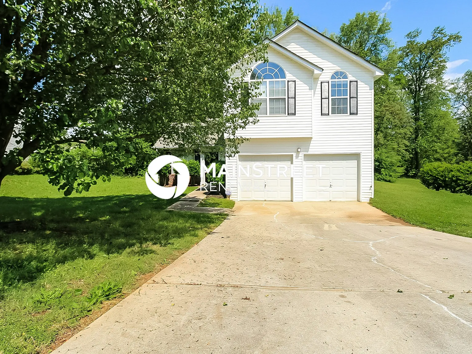 1023 Field View Dr — Photo 1