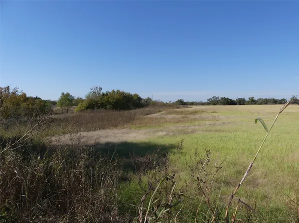 1 Fm 1749, Forestburg, TX 76239