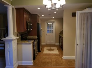 3111 Russell Rd, Alexandria, VA 22305