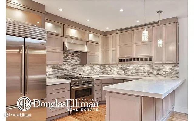 Rented by Douglas Elliman | media 8