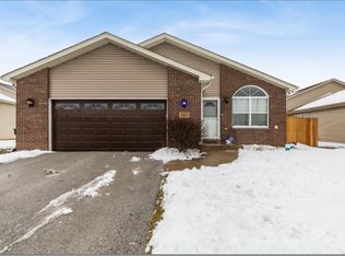 14936 Albany Ave, Markham, IL 60428