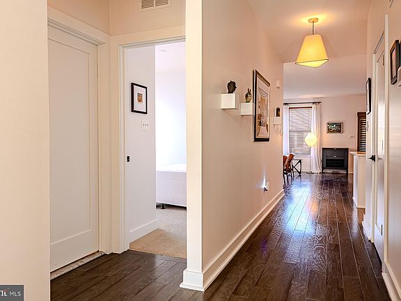 4th image of 34258 Spring Brook Ave