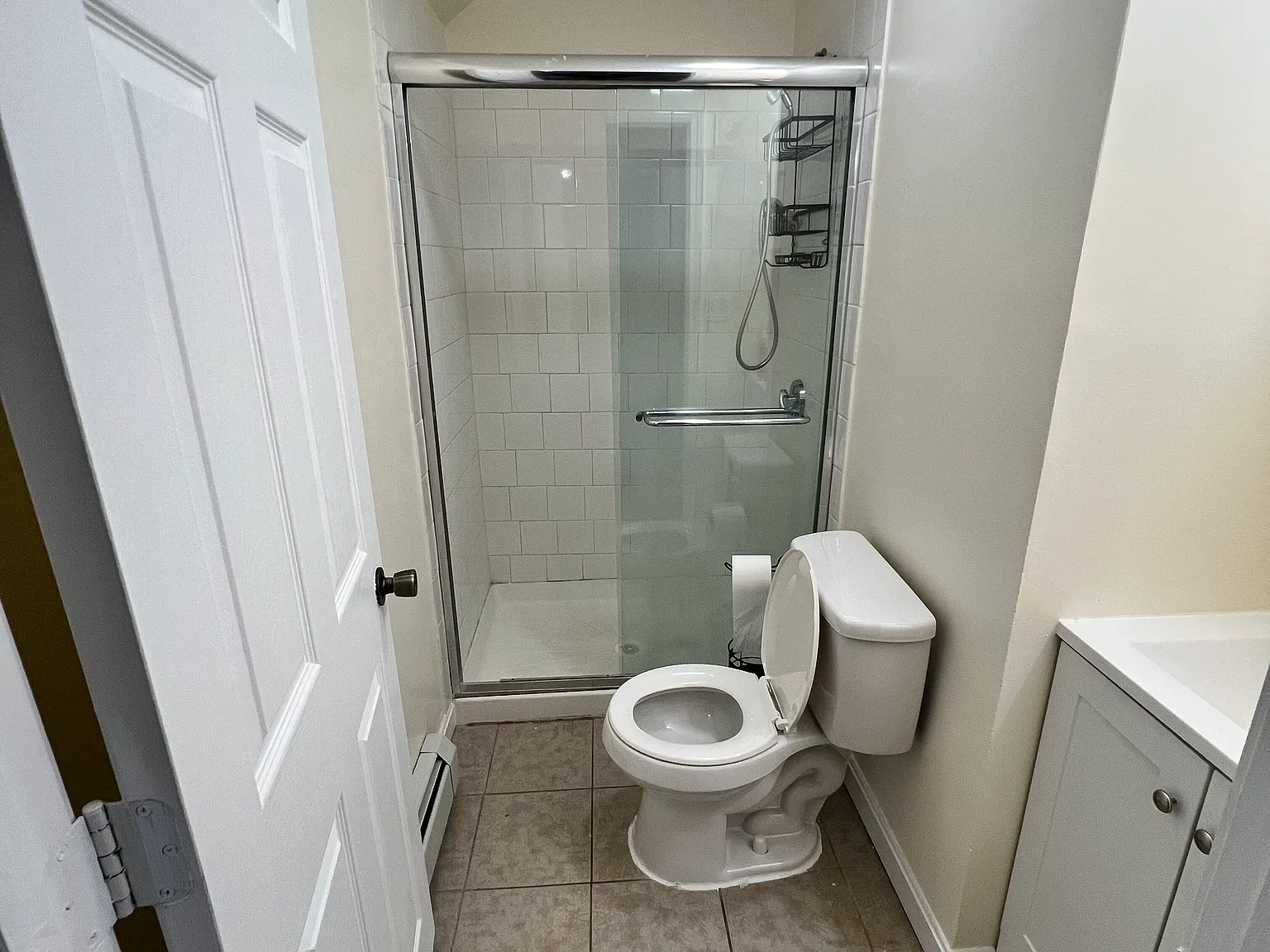 2 bed, 786 sqft, $1,950 — Photo 4