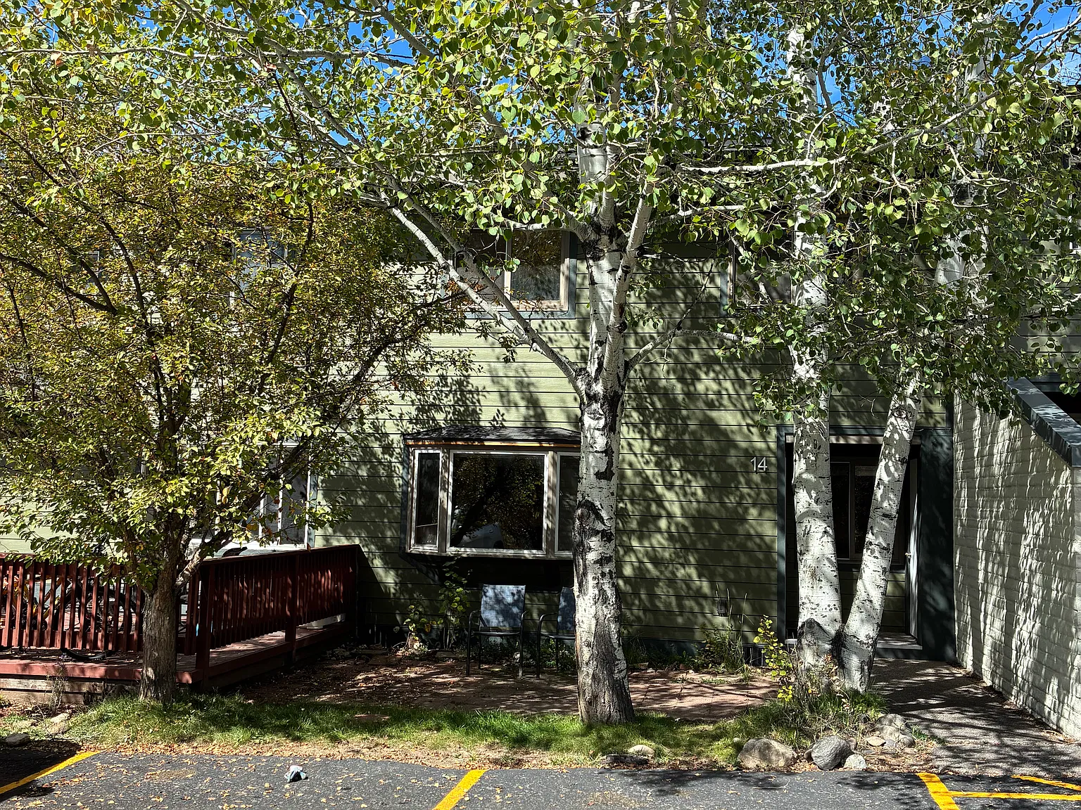 2 bed, 1.5 bath, 968 sqft, $3,000 — Photo 2