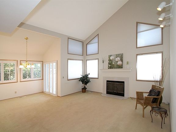 2nd image of 13130 130th Ln NE