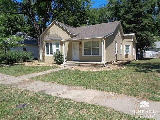 Listing photo 3
