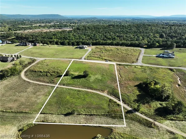 21668 Ranch Rd, Howe, OK 74940