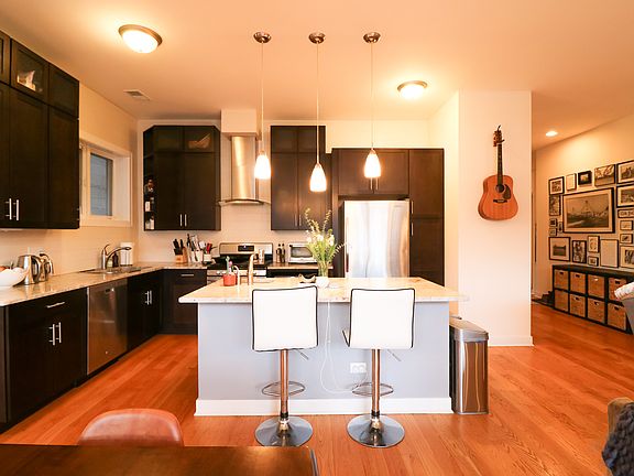 2nd image of 1400 W Chicago Ave #1412-4W
