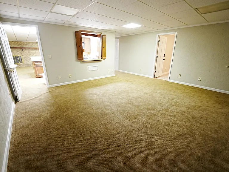 5785 Northside Dr — Photo 41