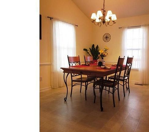5th image of 4831 Leinbach Dr