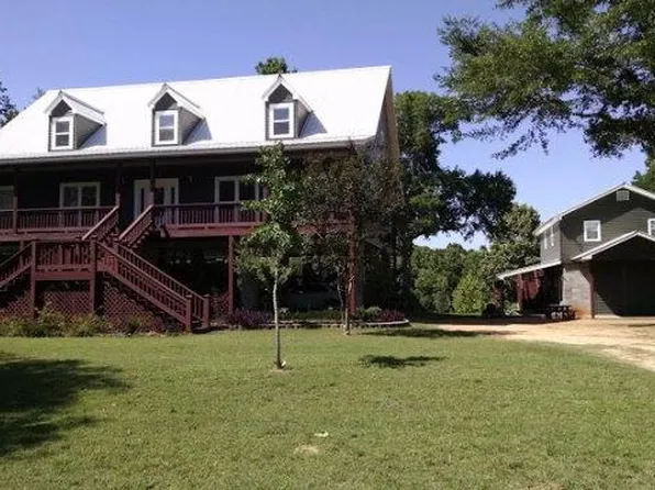 1085 Foxhall Rd, Selma, AL 36703