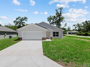 7736 N Manville Rd, Citrus Springs, FL 34434
