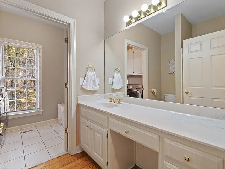 2293 Camden Dr SW — Photo 19