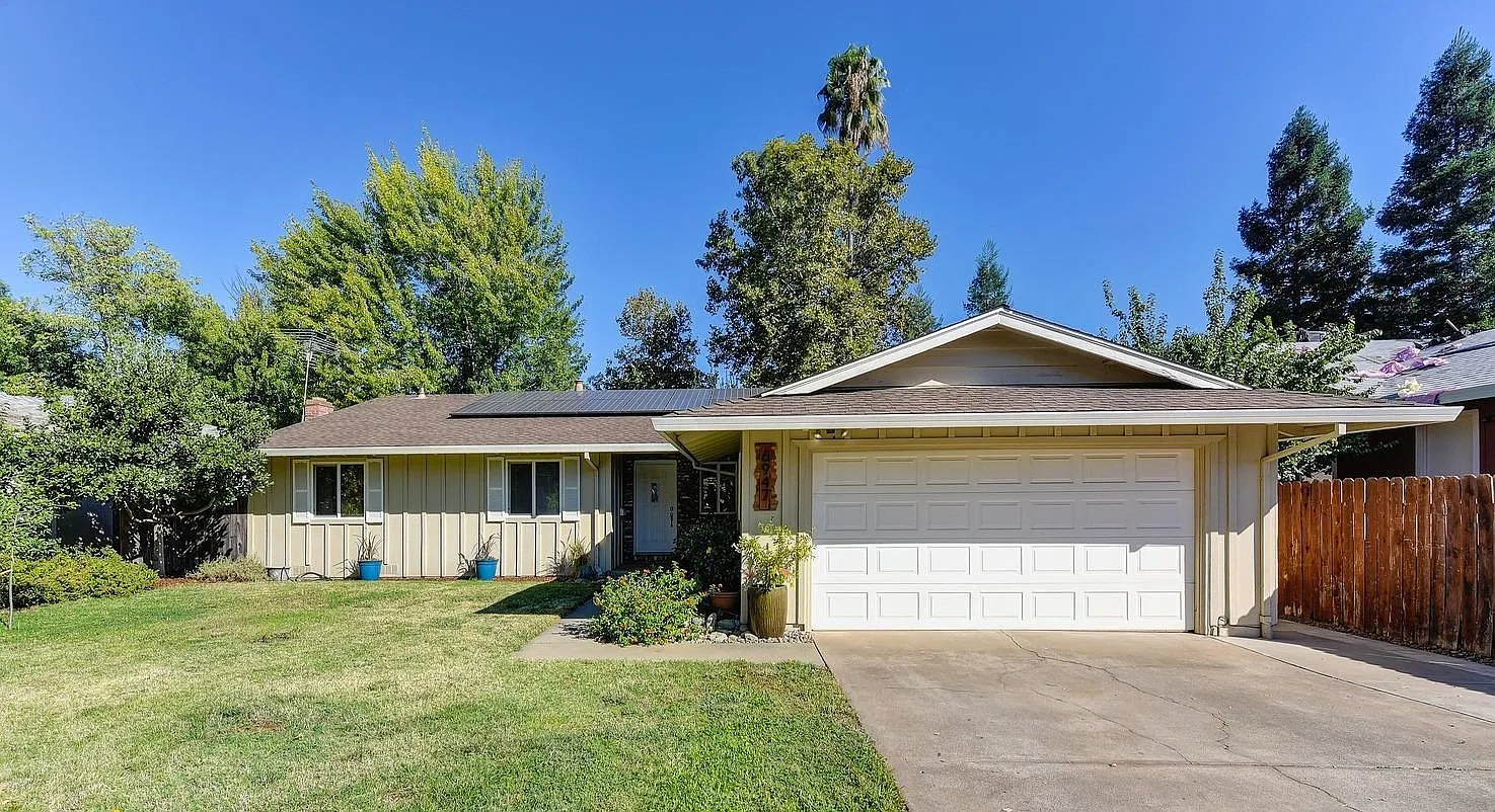 6947 Pampas Way photo 1