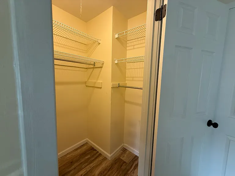 107 Cheswold Ct #107 — Photo 18